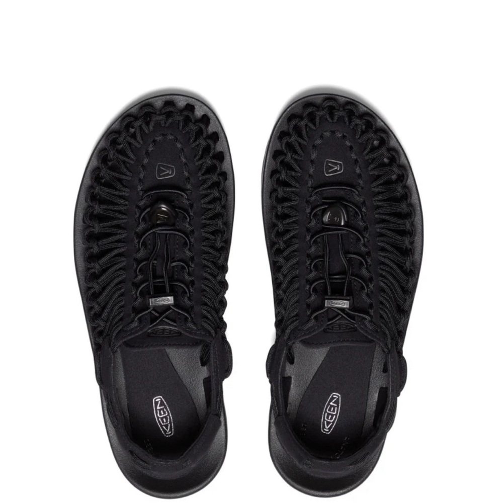 Keens UNEEK black cord sandal